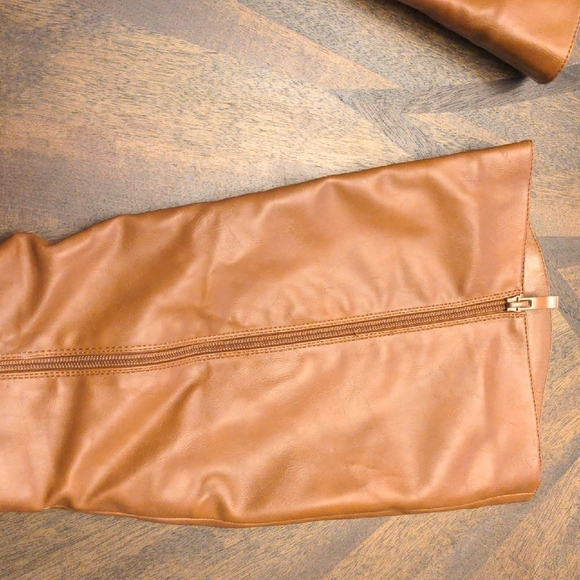 Elegant Tan Heeled Women's Boots - Picture 7 of 15